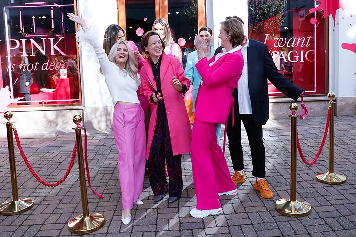 Er&ouml;ffnung von The Creative Spot x Lab 106 in Wertheim Village: Jennifer Kn&auml;ble, Lena Grewenig, Kim Hnizdo &copy;Foto: Isa Foltin 